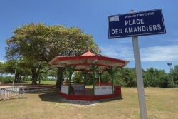 À Cayenne la place des Amandiers reprend vie