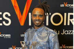 Le batteur guadeloupéen Arnaud Dolmen, lauréat des Victoires du jazz 2025