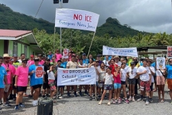 Comme à Tahiti, la population des îles en marche contre le fléau de l'ice