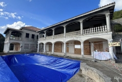 Saint-Martin : pose de la première pierre du projet de 14 logements intermédiaires destinés aux salariés