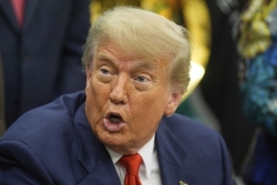 Un juge bloque la décision de l'administration Trump mettant fin aux protections juridiques accordées à 1,1 million de Vénézuéliens et d'Haïtiens