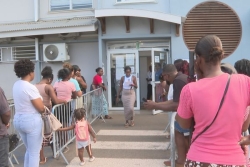 Rentrée scolaire 2025 :  à Cayenne le manque de places dans les écoles et à la cantine met en difficulté des centaines de familles