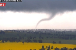 Australie : cette tornade captée par une caméra dans le New South Wales