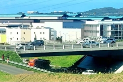 Un homme décède après une chute du pont des Érudits, la circulation perturbée sur la SAV à Dumbéa