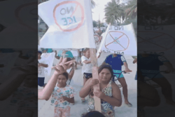 Arutua marche contre l'ICE