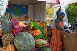"Je voulais essayer le gâteau gingembre citron, il a l’air délicieux !" : les saveurs d’Outre-mer s'invitent au village international de la gastronomie de Paris