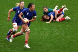 Coupe du monde de rugby : les Bleues renversent l'Irlande et se hissent en demi-finale