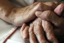 Alzheimer : une journée mondiale pour briser un tabou