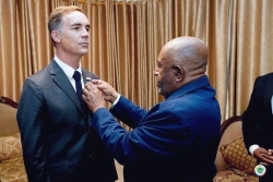 Comores : le nouvel ambassadeur de France, Etienne Chapon, entre en fonction
