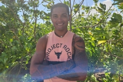 PORTRAIT. Mister Tahiti 2025 : John Diop, candidat n°8, des quais de Motu Uta à la scène de To'atā