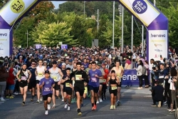 Marathon de Montréal 2025 : le Saint-Pierrais Yannick Drake termine premier de sa catégorie 