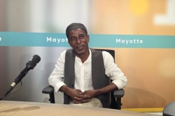 Dépression chez les jeunes à Mayotte : la misère n'est pas moins pénible au soleil, explique le psychologue Maenze Soalihi