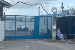 Transport maritime : les départs vers Mutsamudu reportés en raison de l'incendie des locaux de la SGTM à Dzaoudzi