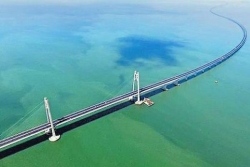 Un tunnel ou un pont "flottant" entre l'Île Maurice et La Réunion