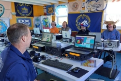 Leur objectif : établir plus de 100 000 contacts avec des radioamateurs du monde entier depuis Saint-Pierre et Miquelon