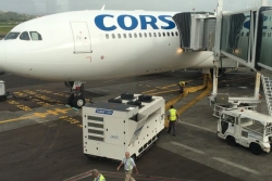 "Certaines personnes ont dû dormir à l'aéroport"...Un vol Corsair détourné à cause d'une fusée et du mauvais temps, hier soir 