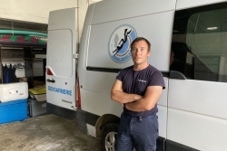 INTERVIEW. "La tortue n'était pas forcément coopérative" : l'adjudant-chef Laurent, commandant de la brigade nautique de Nouméa, revient sur le sauvetage à Dumbéa