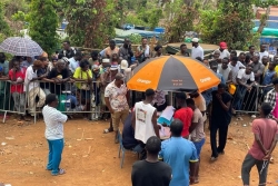 Faute d'hébergements suffisants depuis le cyclone Chido, qu'une partie des migrants de Tsoundzou 2 pourront être relogés