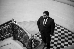 PORTRAIT. Hmana Wawalaha, l'enfant de Lifou devenu consultant juridique à Paris