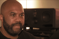 Le Guadeloupéen Fred Nlandu, l’homme qui façonne les sons du rap et du RnB français