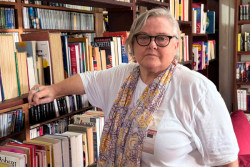 PORTRAIT. "On a toujours été de gros lecteurs" : à Cayenne, depuis vingt ans, une librairie d’occasion donne une seconde vie aux livres