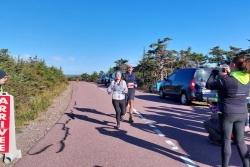 “C’était magnifique” : les coureurs du trail des Collines en ont pris plein les jambes et les yeux 