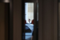 Lecornu propose au "socle commun" de concentrer les négociations sur le budget et la Nouvelle-Calédonie