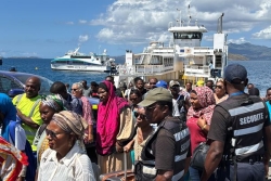 Grève des barges : les syndicats et le Département de Mayotte se mettent d'accord pour la fin du mouvement