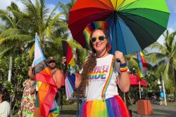 LGBT. « Célébrons la liberté d'être soi-même » : une trentaine de personnes à la marche des fiertés de Tahiti 