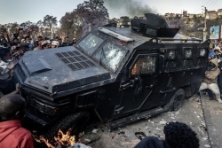 Deux morts supplémentaires, "une tentative de prise de pouvoir par la force", des vols annulés : le point sur les manifestations à Madagascar 