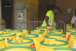 Trop Violans reconduit avec succès une livraison de bouteilles de gaz à Maripasoula