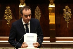 Vie chère en Outre-mer : "Un projet de loi est prêt, il ne faut pas attendre", annonce Sébastien Lecornu