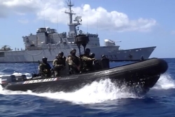 Plus de sept tonnes de cocaïne saisies sur un navire de pêche aux Antilles
