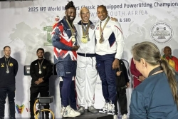 Axel Raymond médaillé trois fois aux championnats du monde de force athlétique