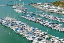 "Martinique Boat Show" de Fort-de-France, le salon annuel des passionnés de mer, acheteurs, vendeurs et professionnels du nautisme