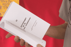 De l'oralité à l'écriture : découvrez "Une vie au fil de sa littérature" et son impact sur la culture polynésienne