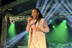 Énergie, foi et rythmes afro : le Fusion Fest électrise le site de La Roche-Bleue