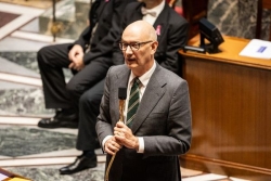 Leasing social indisponible en Outre-mer : le préfet de Guadeloupe saisi pour "comprendre ce qui bloque", annonce le ministre de l'Économie