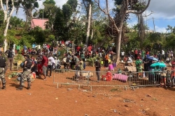 Le démantèlement du camp de migrants a commencé à Tsoundzou 2