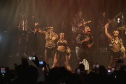 Après six ans d'absence, le chanteur guadeloupéen Misié Sadik remonte sur scène à Paris