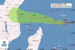 La tempête tropicale modérée, Chenge, était à 4h ce jeudi, à 1 295 km de La Réunion et 1 650 km de Mayotte
