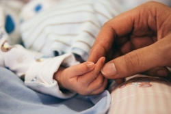 Le congé de naissance sera indemnisé à 70% du salaire net le premier mois