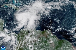 L'ouragan Melissa (cat.4) s'intensifie et poursuit sa route meurtrière dans les Caraïbes