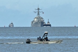 Arrivée d'un navire de guerre américain à Trinité-et-Tobago, face au Venezuela