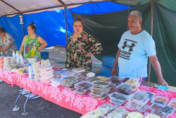 Un dimanche en bord de route, les marchés ambulants