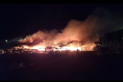 Violent incendie à Saint-François : six restaurants touchés sur la Marina