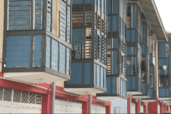 "Il a mis sa main sous ma robe… j’ai lutté de toutes mes forces pour qu’il n’aille pas plus loin". Cette locataire de la SIM dénonce l’insécurité aux abords de son domicile