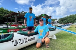 PORTRAIT. Hawaiki Nui Va’a 2025 : à Huahine, Hiro Colombani fédère la jeunesse autour du va’a