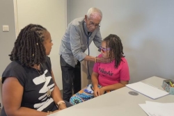 Autisme et douleur : le docteur Djéa Saravane en Guadeloupe pour aider à mieux comprendre l’invisible