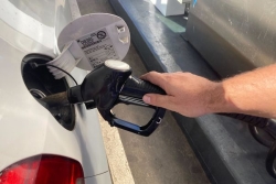 Les prix du sans-plomb et du gazole baissent en novembre à La Réunion